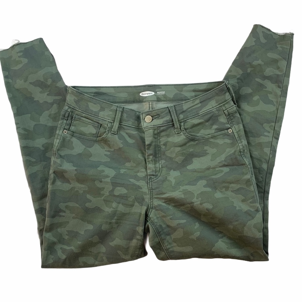 🍀Old Navy Rockstar Skinny Jeans Camo Print Frayed - Picture 1 of 9
